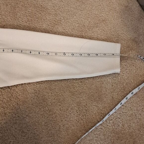 Zenergy by Chico’s Women’s Top Large Off White Mock Turtleneck Cold Shoulder - Picture 13 of 13